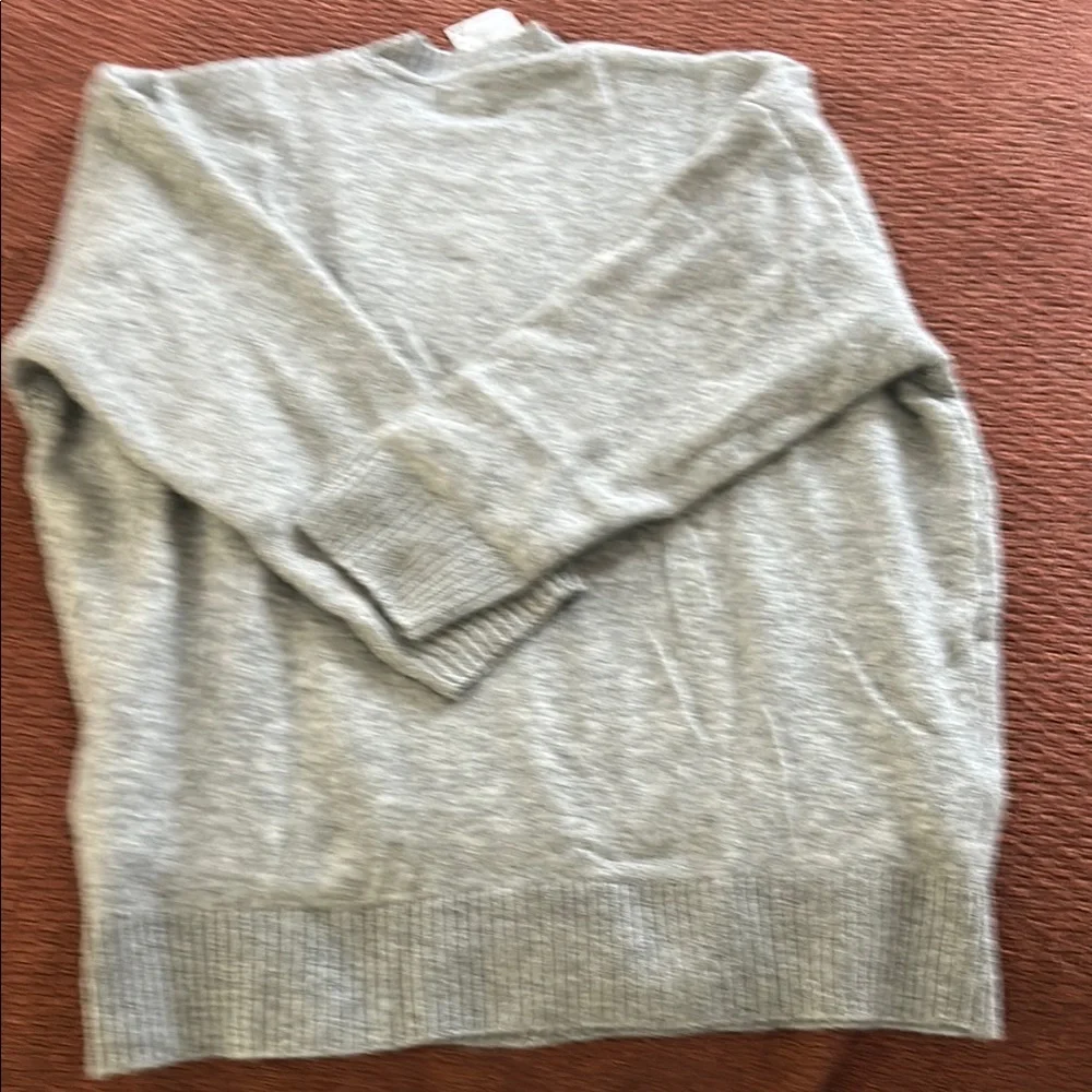 Gray Sweater with Snoopy Design - Picture 5 of 7